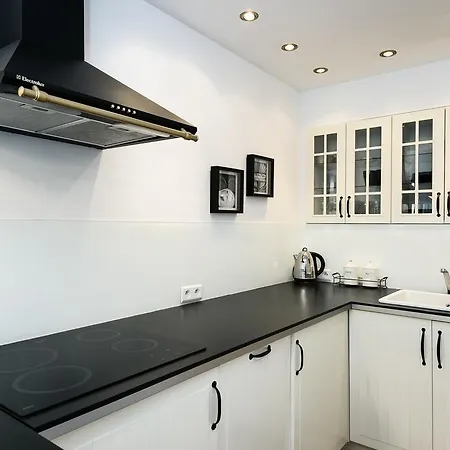Urban Apartment *