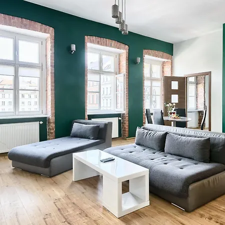 Urban Apartment *